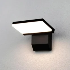 Aplique LED de Pared TOR 17W - Alta Resistencia IP65 para Exterior