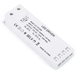 Fuente de alimentación DC12V/20W/1,7A, 4 salidas
