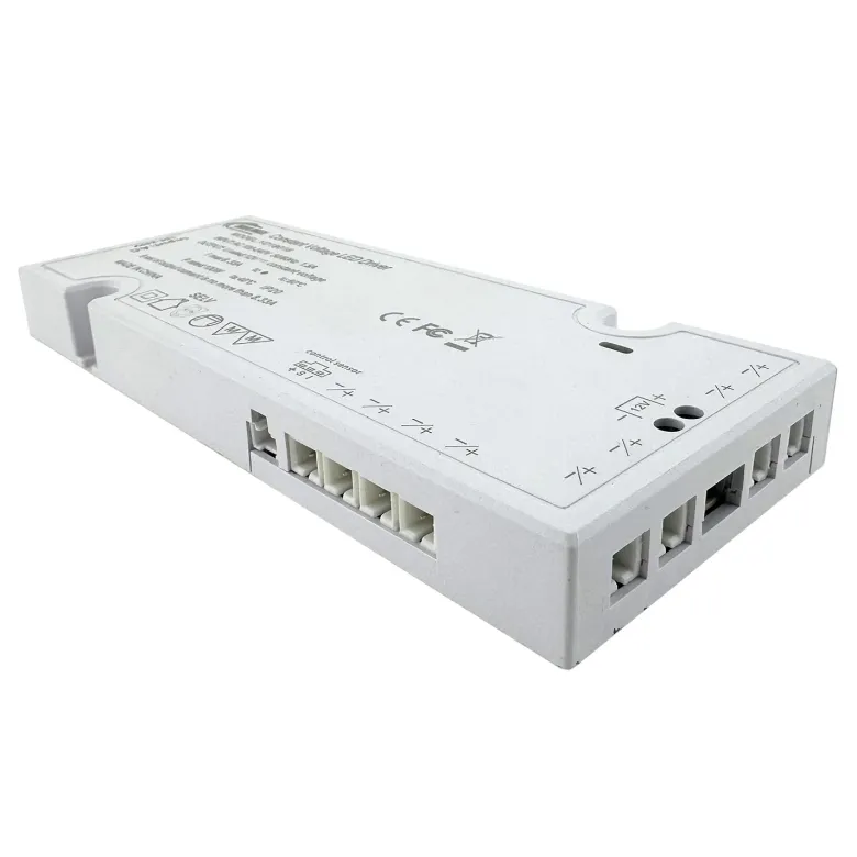 Fuente de alimentación DC12V/100W/8,33A, 9 salidas, sensor control