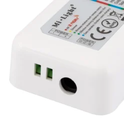 Kit Lámpara LED SLIM PAR56 para piscinas, 12V DC, IP68, 35W, RGB + mando