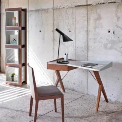 Lámpara JACOBSEN de mesa, réplica, Negro