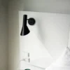 Lámpara Jacobsen de pared, réplica, Negro