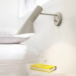 Lámpara JACOBSEN de pared, réplica, Blanco
