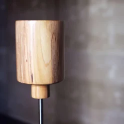 Lámpara Led de madera COPS